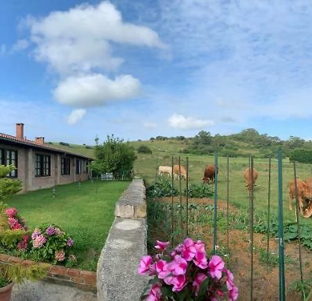 Maison d'hôtes Posada La Roblera à Orena Extérieur photo