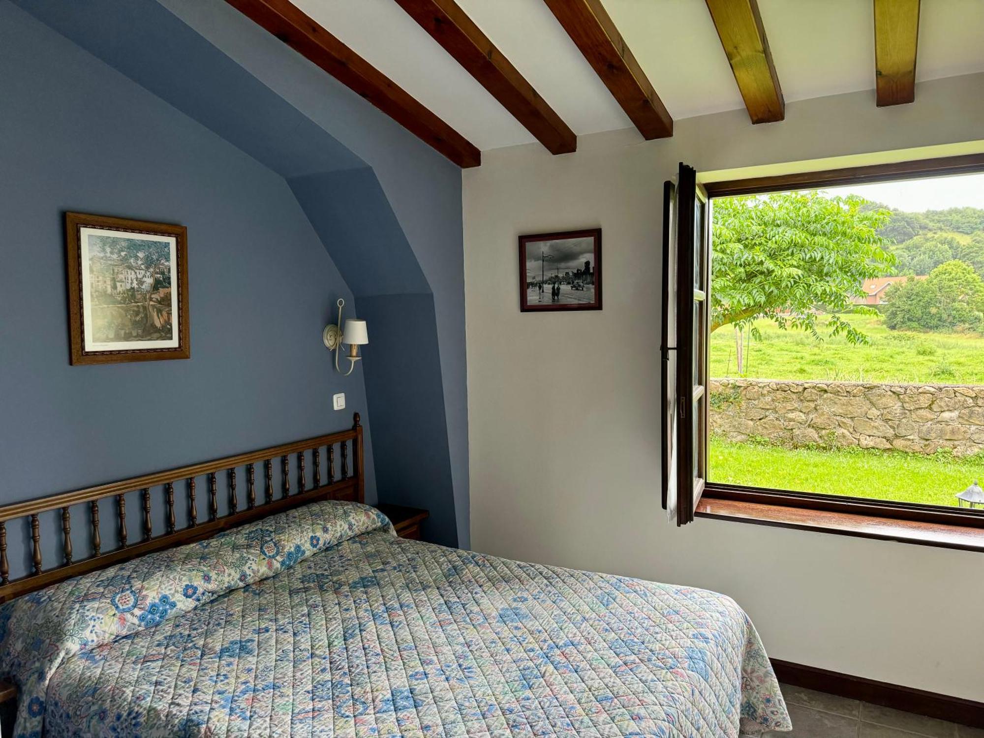 Maison d'hôtes Posada La Roblera à Orena Extérieur photo