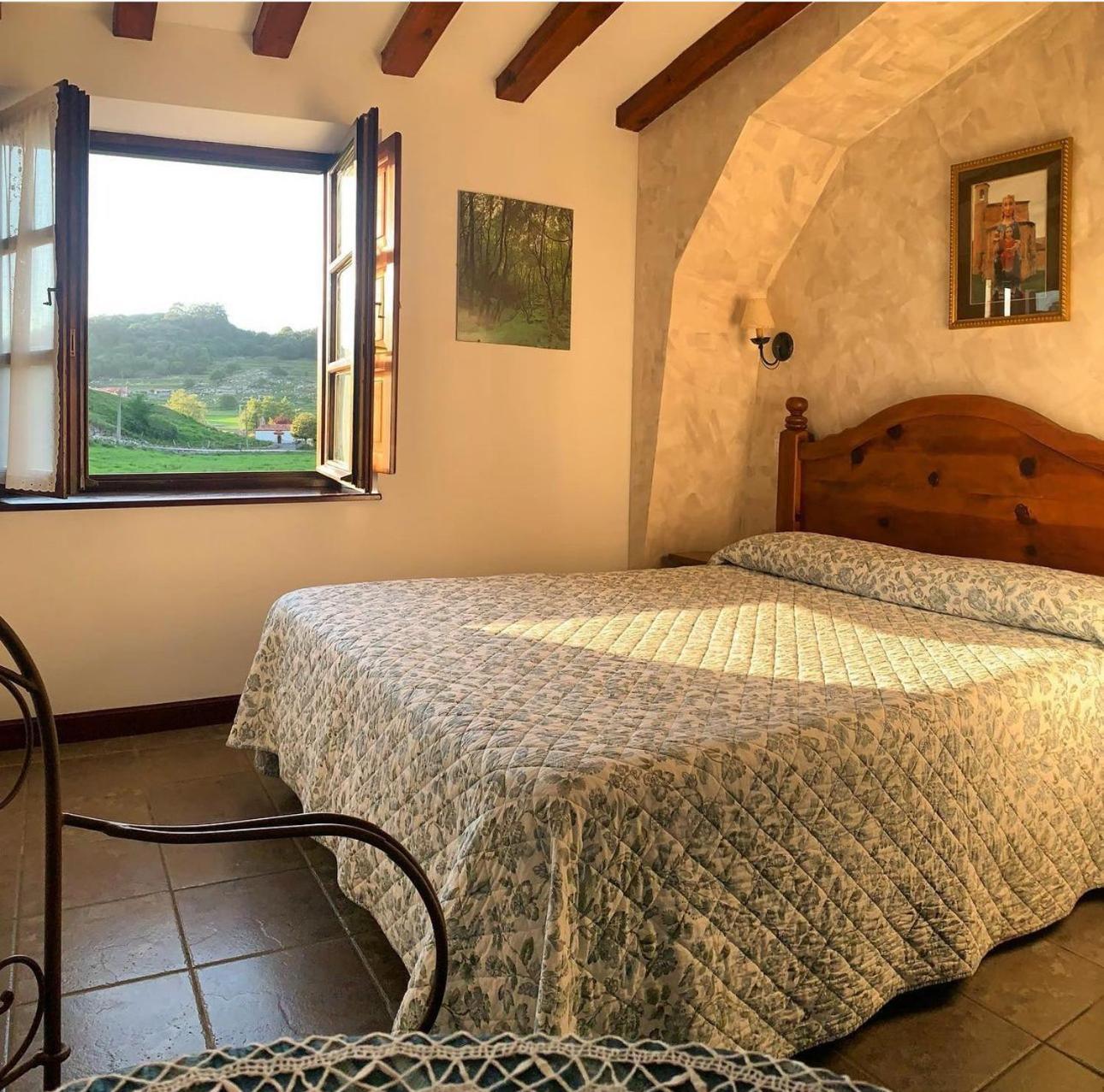 Maison d'hôtes Posada La Roblera à Orena Extérieur photo