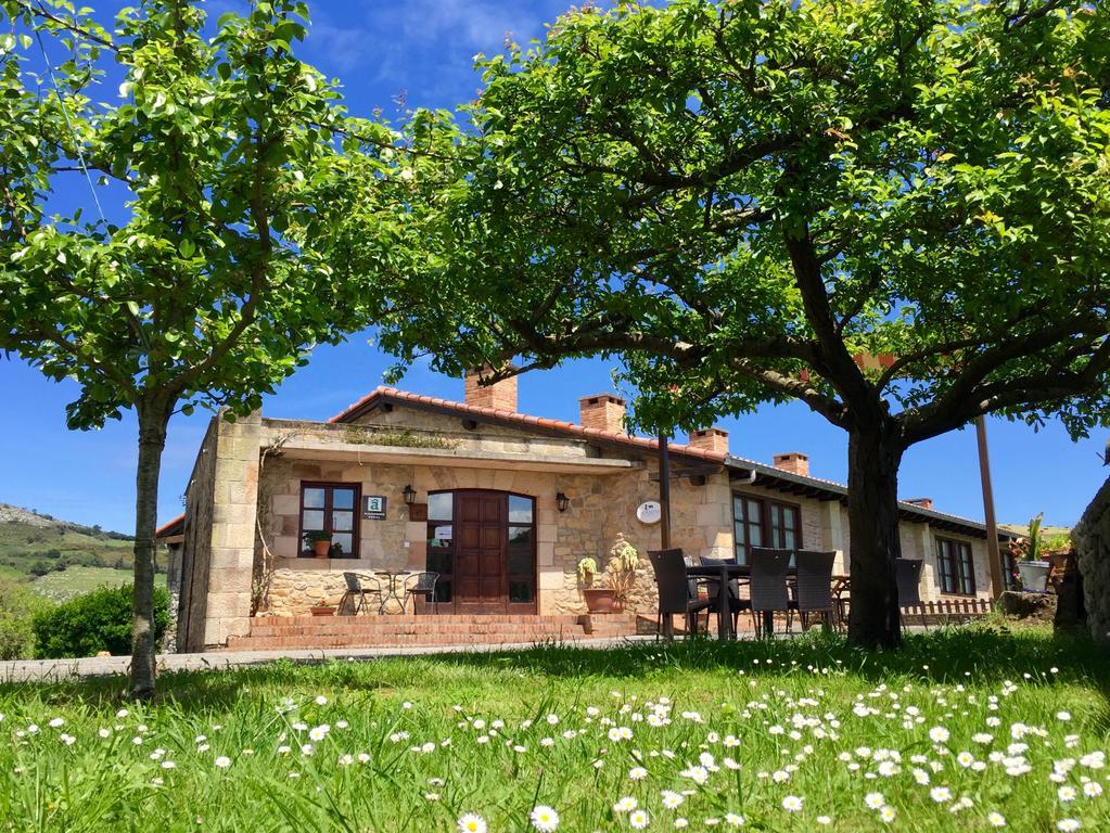 Maison d'hôtes Posada La Roblera à Orena Extérieur photo
